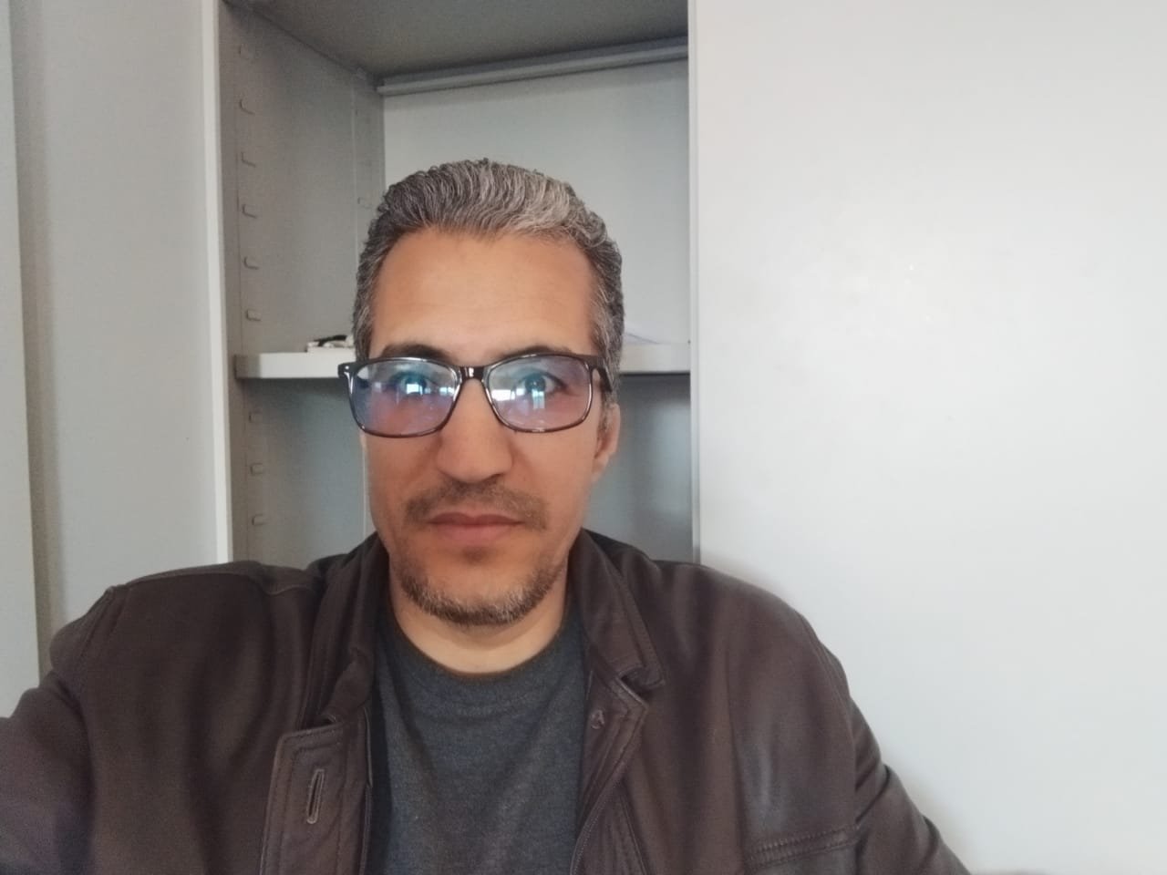 صورة الباحث عن شغل